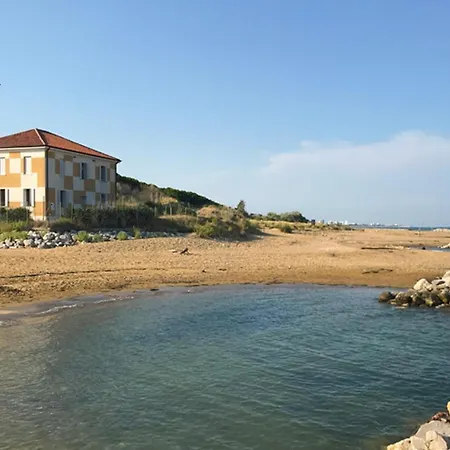 Tonin דירה ביביונה